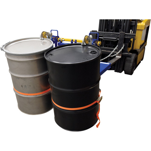 Manipulateur de barils Eagle Beak automatique, Pour 55 gal. US (45 gal. imp.) Rideout Tool & Machine Inc.