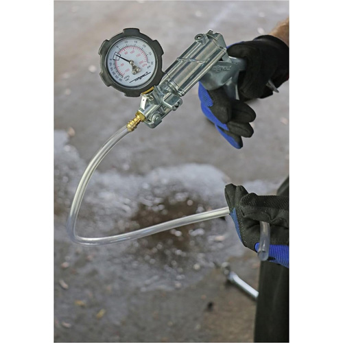 Pompe &agrave; vide/pression Silverline Rideout Tool & Machine Inc.