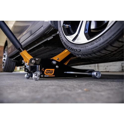 Aluminum Racing Jack, 2 Ton(s) Capacity, 3-1/4" Lowered, 18-1/2" Raised, Manual Hydraulic Rideout Tool & Machine Inc.