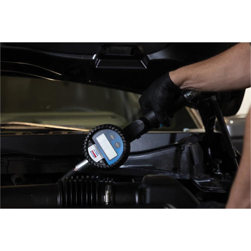D&eacute;bitm&egrave;tre &eacute;lectronique de lubrifiant avec rallonge flexible &agrave; 90° Rideout Tool & Machine Inc.