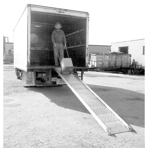 Aluminum Walk ramps with Perforated Traction Grip, 1000 lbs. Capacity, 32" W x 16' L Rideout Tool & Machine Inc.