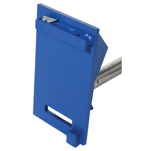 Fl&egrave;che de chariot &eacute;l&eacute;vateur pour tapis, 108-1/2" longueur, Install&eacute; sur tablier, Capacit&eacute; de 2500 lb Rideout Tool & Machine Inc.