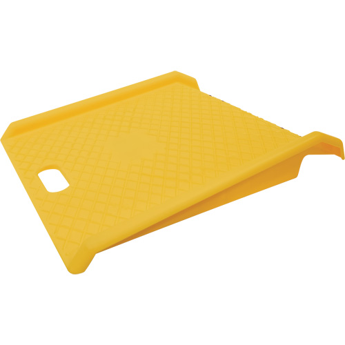 Rampe de trottoir portable en poly pour diable, Capacit&eacute; de 1000 lb, 27" la x 27" lo Rideout Tool & Machine Inc.