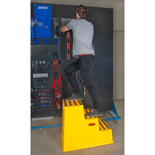 Escabeau industriel, 3 marches, 34-13/16" x 22-7/16" x Hauteur 28-1/2" Rideout Tool & Machine Inc.