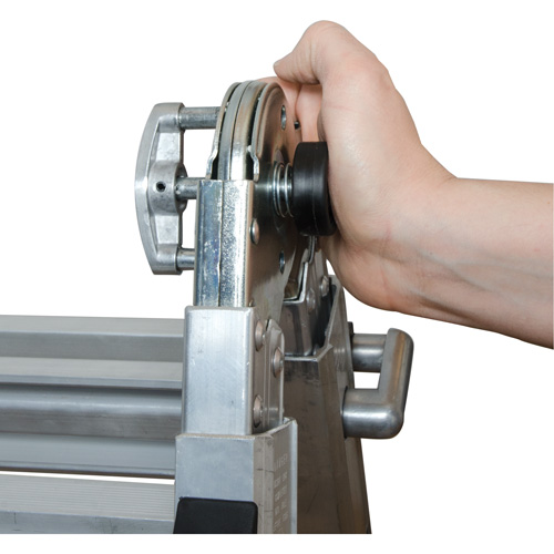 &eacute;chelle t&eacute;lescopique multifonction, Aluminium, 300 lb Rideout Tool & Machine Inc.