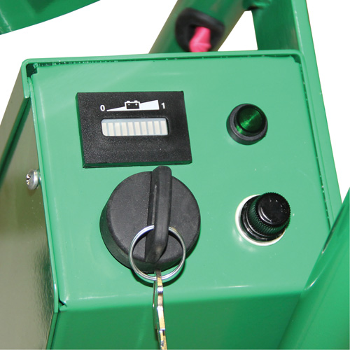 Diable pour baril motoris&eacute; avec roues pneumatiques Rideout Tool & Machine Inc.