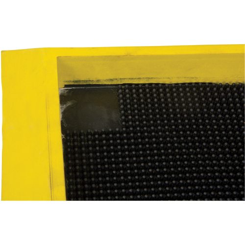 Tapis pour l'assainissement des chaussures, Caoutchouc, 2-2/3' la x 3-1/4' lo x 2-1/2" &eacute;pais, Jaune Rideout Tool & Machine Inc.