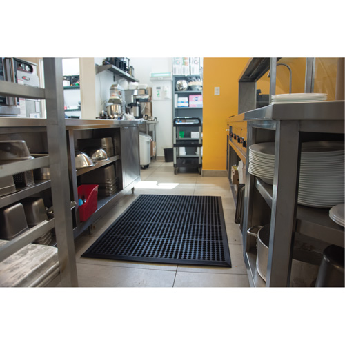 Tapis antifatigue, &agrave; fentes, 3' x 5' x 7/8", Noir, Caoutchouc naturel Rideout Tool & Machine Inc.