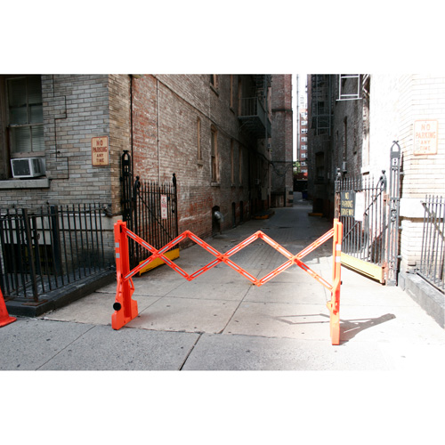 Multi-Gate Barricade, 43" H x 90" L, Orange Rideout Tool & Machine Inc.