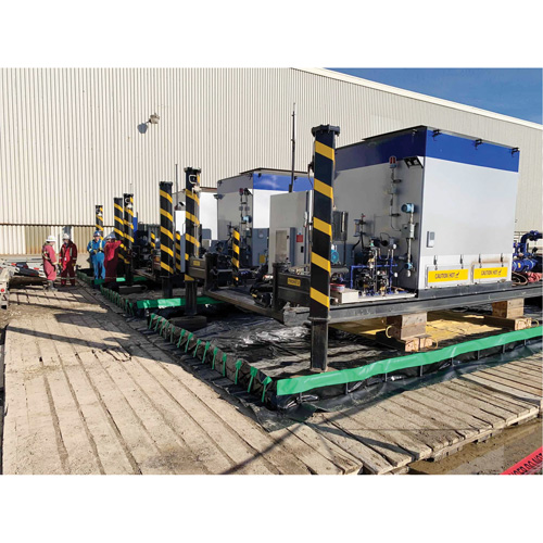 Ultimate Copolymer 2000 Ultra-Containment Berm&reg;, 5864 US gal. Capacity, 14' W x 56' L x 12" H, Hinge Bracket Rideout Tool & Machine Inc.