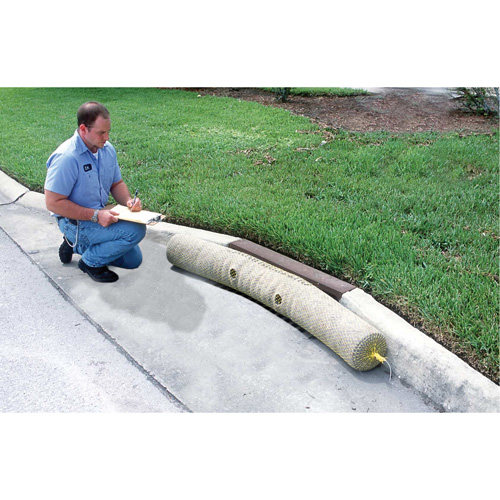 Ultra-Gutter Guard&reg;, Sediment, 120" L x 9" W Rideout Tool & Machine Inc.