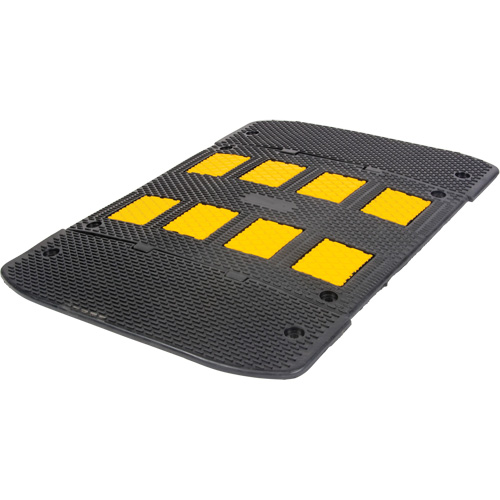 Bosse de d&eacute;c&eacute;l&eacute;ration avec embouts d'extr&eacute;mit&eacute;s, Caoutchouc, 3' lo x 40" la x 2" h Rideout Tool & Machine Inc.