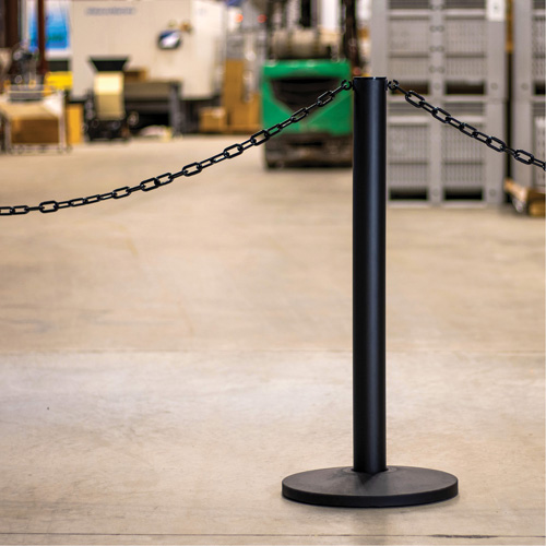 Industrial Stanchion Kit with Plastic Chain, 37" High, Black Rideout Tool & Machine Inc.
