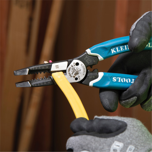 Outil polyvalent Klein-Kurve pour d&eacute;nuder, couper et sertir les fils, 8-1/4" lo, 8 - 20 AWG Rideout Tool & Machine Inc.