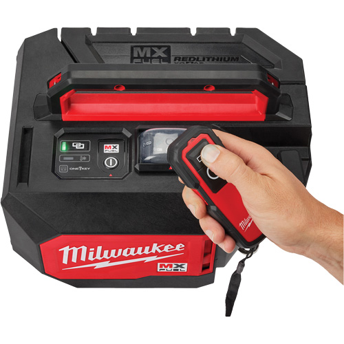 Vibrateur &agrave; b&eacute;ton MX Fuel Rideout Tool & Machine Inc.