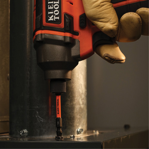 Tournevis &agrave; rochet multi-foret &agrave; zone de torsion et r&eacute;sistance nominale contre les chocs 15-en-1, 9-1/2" lo, Prise Coussin&eacute;e Rideout Tool & Machine Inc.