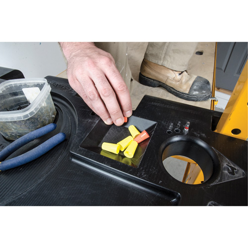 Tool Shelf for Scaffolding Rideout Tool & Machine Inc.
