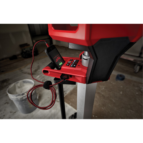 Lampe sur tour et chargeur M18 Rocket (outil seulement), DEL, 6000 lumens Rideout Tool & Machine Inc.