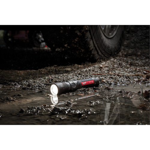 Lampe de poche 1100L &agrave; mise au point par torsion, DEL, 1100 lumens, Piles Rechargeable Rideout Tool & Machine Inc.