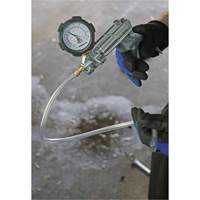 Pompe &agrave; vide/pression Silverline Rideout Tool & Machine Inc.