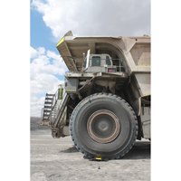 Yellow Jacket&reg; Extreme Crossover Cable Protector, 2 Channels, 35.75" L x 42.125" W x 5.125" H Rideout Tool & Machine Inc.