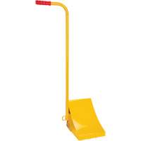 Ice Chock with Ergonomic Handle, Steel, Yellow, 8-1/16" W x 10-5/8" D x 8-13/16" H Rideout Tool & Machine Inc.