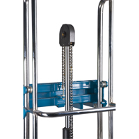 Hydraulic Platform Lift Stacker, Foot Pump Operated, 880 lbs. Capacity, 60" Max Lift MN397 | Rideout Tool & Machine Inc.
