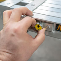 Telescoping Work Plank, 204" W x 12" D, 250 lbs. Capacity, Knocked Down Rideout Tool & Machine Inc.