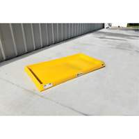 Ultra-Containment Tray&reg;, 54" L x 29.8" W x 3.5" H, 16.5 US gal. Spill Capacity Rideout Tool & Machine Inc.