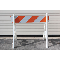 Barricades, A-Frame, 28.6" L x 40" H, Orange/White SEK532 | Rideout Tool & Machine Inc.