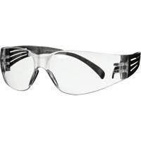 Lunettes de protection de s&eacute;rie 100 SecureFit, Lentille Transparent, Anti-&eacute;gratignures, ANSI Z87+/R&eacute;pond ou surpasse la norme CSA Z94.3 Rideout Tool & Machine Inc.