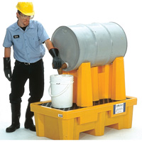 Ultra-Drum Rack 1-Drum Containment System with Drain, 52" L x 29" W x 49.5" H, 750 US gal. Capacity SHF397 | Rideout Tool & Machine Inc.