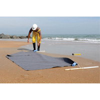 Ultra-Oil Blanket&reg; Kit, Hazmat/Oil Only/Universal, 120" x 60", 8.3 US gal. Absorbancy Rideout Tool & Machine Inc.
