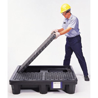 4-Drum Economy Ultra-Spill Pallet&reg;, 66 US gal. Spill Capacity, 53" x 53" x 11.8" Rideout Tool & Machine Inc.