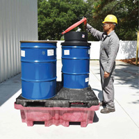 4-Drum Ultra-Spill King&reg; Flat Deck Spill Pallet, 85 US gal. Spill Capacity, 51" x 51" x 17.5" Rideout Tool & Machine Inc.