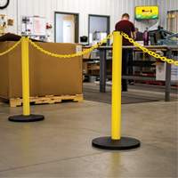 Industrial Stanchion Kit with Plastic Chain, 37" High, Red Rideout Tool & Machine Inc.