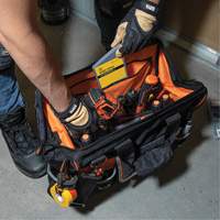 Sac &agrave; outils avec grande ouverture Tradesman Pro, Nylon balistique, 42 pochettes, Noir Rideout Tool & Machine Inc.