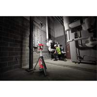 Tour d'&eacute;clairage &agrave; puissance double M18 Rocket, DEL, 2500 lumens, Boîtier en Aluminium Rideout Tool & Machine Inc.