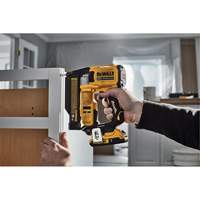 ATOMIC COMPACT SERIES Brushless Cordless 23 Ga. Pin Nailer Kit, 20 V, Lithium-Ion Rideout Tool & Machine Inc.